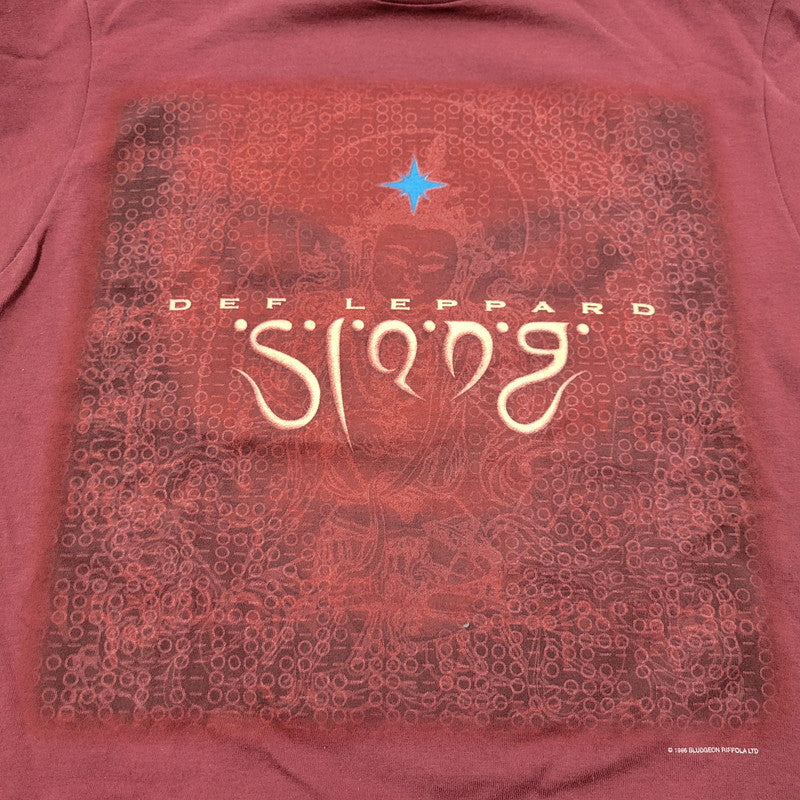 【中古品】【メンズ】 GIANT by TULTEX ジャイアントバイタルテックス DEF LEPPARD c1996 SLANG TOUR 1996 TEE Tシャツ 半袖 トップス 146-250503-as-06-izu サイズ：M カラー：レッド系 万代Net店