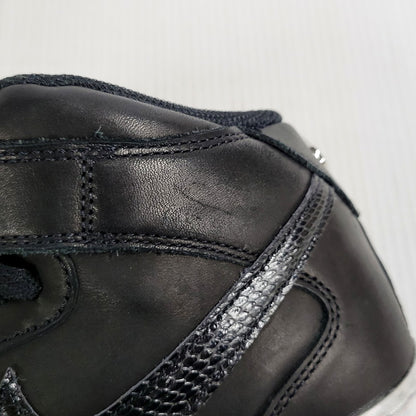 【中古品】【メンズ】 NIKE ナイキ × STUSSY ステューシー AIR FORCE 1 '07 MID SP DJ7840-001 エア フォース 1 '07 ミッド SP スニーカー シューズ 靴 160-250506-as-07-izu サイズ：28cm カラー：BLACK/BLACK-BLACK 万代Net店