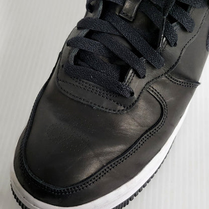 【中古品】【メンズ】 NIKE ナイキ × STUSSY ステューシー AIR FORCE 1 '07 MID SP DJ7840-001 エア フォース 1 '07 ミッド SP スニーカー シューズ 靴 160-250506-as-07-izu サイズ：28cm カラー：BLACK/BLACK-BLACK 万代Net店
