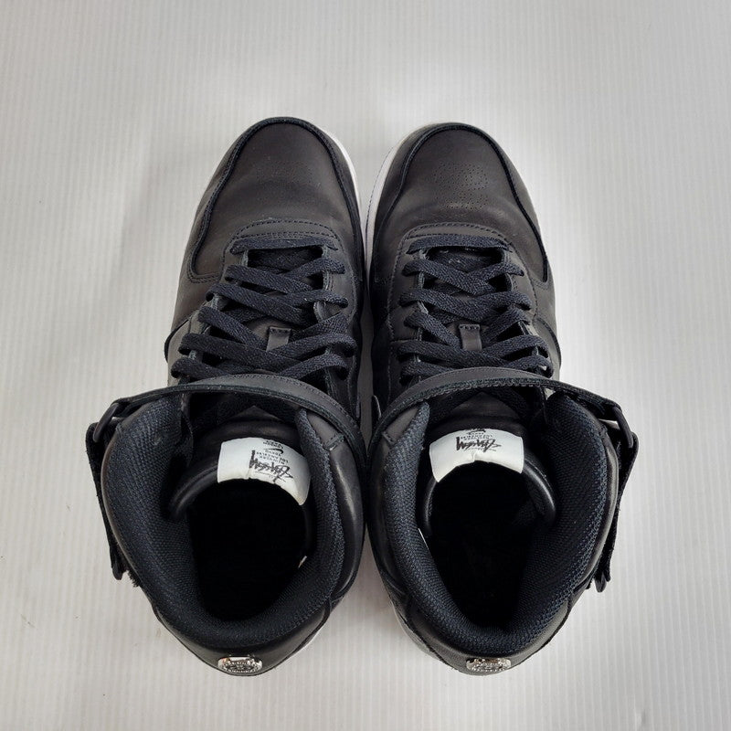 【中古品】【メンズ】 NIKE ナイキ × STUSSY ステューシー AIR FORCE 1 '07 MID SP DJ7840-001 エア フォース 1 '07 ミッド SP スニーカー シューズ 靴 160-250506-as-07-izu サイズ：28cm カラー：BLACK/BLACK-BLACK 万代Net店