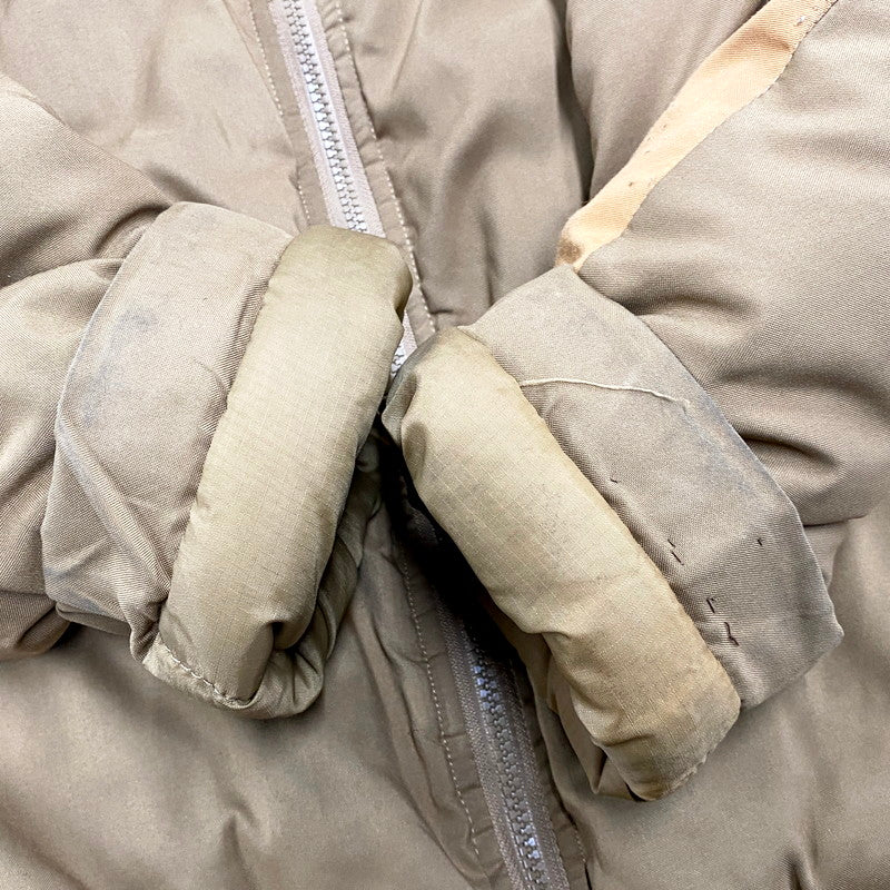 【現状渡し品】【メンズ】 WILDTHINGS ワイルドシングス USMC GEN3 LEVEL7 PARKA 8415-01-555-1272 W911-QY-09-F-0236 3197 ゲン3 レベル7 パーカー ジャケット アウター 144-250511-as-09-izu サイズ：M-S カラー：ブラウン 万代Net店