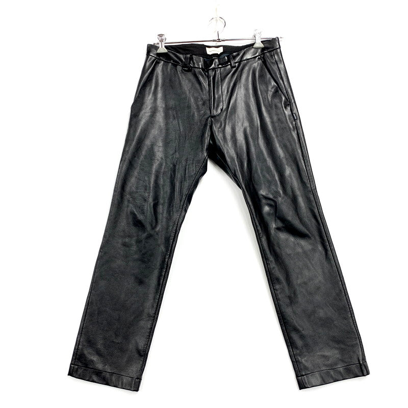 【中古品】【メンズ】 FAKE LEATHER SLACKS PANTS フェイクレザースラックスパンツ ボトムス 153-250517-as-28-izu サイズ：M カラー：ブラック 万代Net店