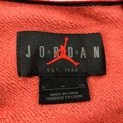 【中古品】【メンズ】 JORDAN BRAND ジョーダン ブランド AS M J ESS STMT FLC GFX CANYON RUST CREW NECK SWEAT SHIRT DH9036-691 クルーネック スウェットシャツ トレーナー 長袖 トップス 148-250708-as-32-izu サイズ：S カラー：ピンク系 万代Net店