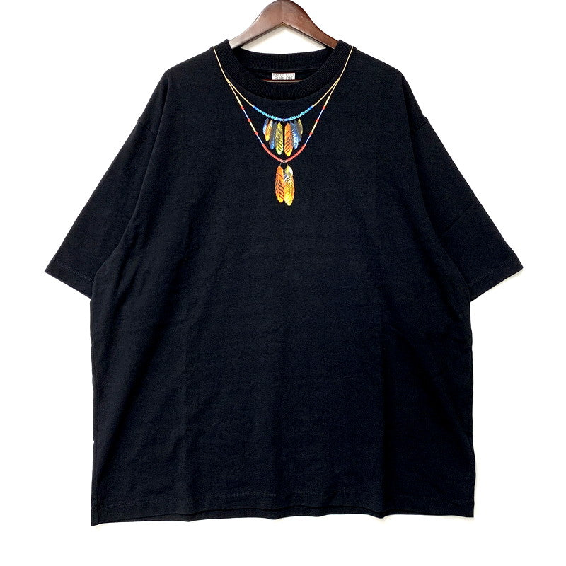 【中古美品】【メンズ】 MARCELO BURLON マルセロ・バーロン CMAA054S22JER005 FEATHERS NECKLACE PRINT TEE フェザーズネックレスプリントT トップス 半袖 141-250602-ma-24-izu サイズ：XXL カラー：BLACK 万代Net店