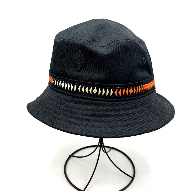 【中古品】【メンズ/レディース】 MARCELO BURLON マルセロバーロン ×STARTER スターター CMLB006S21FAB001 CROSS TAPE BUCKET HAT クロステープ バケット ハット 帽子 185-250610-ya-14-izu サイズ：OSFM カラー：BLACK 万代Net店