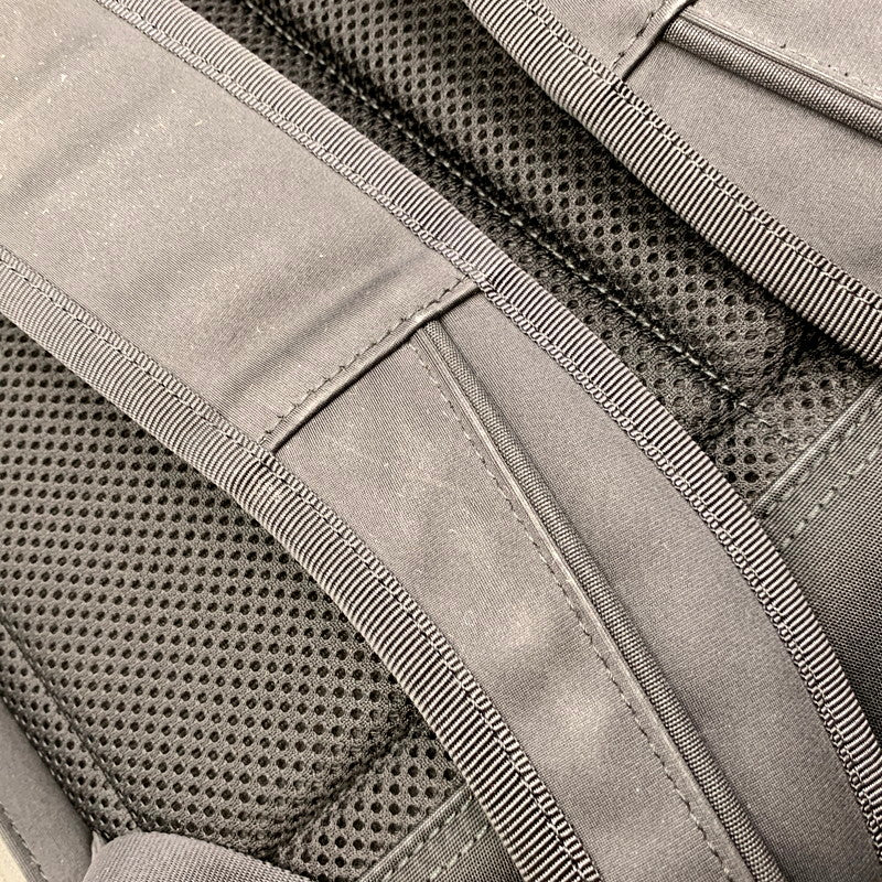 【中古品】【メンズ/レディース】 PORTER ポーター FUTURE DAYPACK フューチャー デイパック リュック バッグ カバン 鞄 188-250608-as-05-izu カラー：ブラック 万代Net店