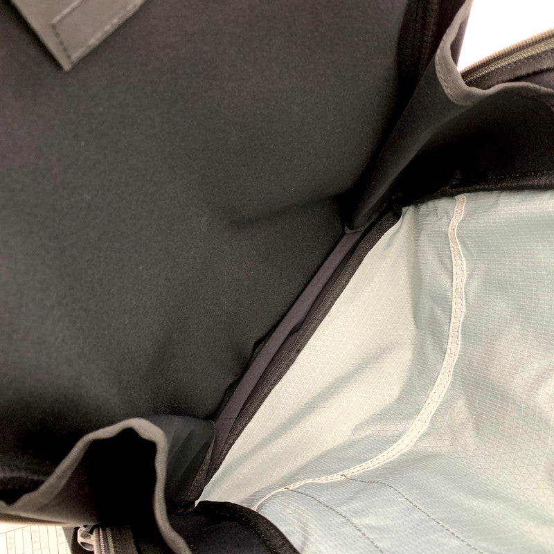 【中古品】【メンズ/レディース】 PORTER ポーター FUTURE DAYPACK フューチャー デイパック リュック バッグ カバン 鞄 188-250608-as-05-izu カラー：ブラック 万代Net店