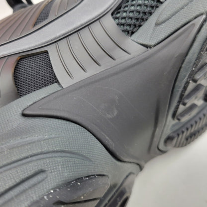 【中古美品】【メンズ】 NIKE ナイキ V2K RUN HJ4497-001 V2K ラン スニーカー シューズ 靴 160-250614-as-22-izu サイズ：33cm カラー：BLACK/DK SMOKE GREY-ANTHRACITE 万代Net店