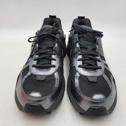 【中古美品】【メンズ】 NIKE ナイキ V2K RUN HJ4497-001 V2K ラン スニーカー シューズ 靴 160-250614-as-22-izu サイズ：33cm カラー：BLACK/DK SMOKE GREY-ANTHRACITE 万代Net店