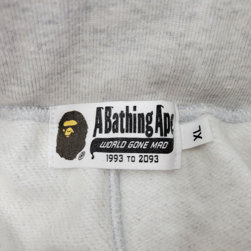 【中古品】【メンズ】 A BATHING APE アベイシングエイプ 001PTH701001M ONE POINT APE HEAD SWEAT PANTS ワンポイントエイプヘッドスウェットパンツ ズボン ボトムス 153-250614-ma-07-izu サイズ：XL カラー：ライトグレー 万代Net店