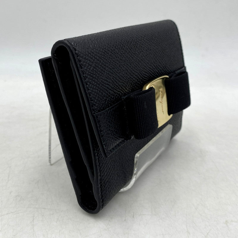 【中古美品】【レディース】 Salvatore Ferragamo サルヴァトーレフェラガモ 22 A926/257 ヴァラリボン 二つ折り財布 ウォレット 181-250610-as-17-izu カラー：ブラック 万代Net店