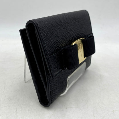 【中古美品】【レディース】 Salvatore Ferragamo サルヴァトーレフェラガモ 22 A926/257 ヴァラリボン 二つ折り財布 ウォレット 181-250610-as-17-izu カラー：ブラック 万代Net店