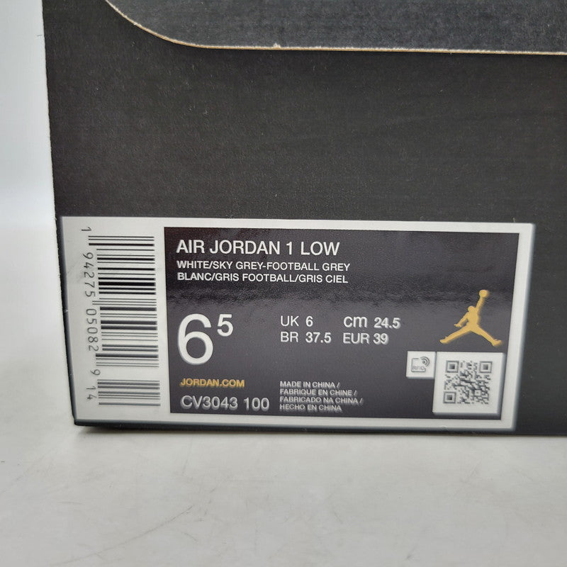 【中古品】【レディース】 NIKE ナイキ AIR JORDAN 1 LOW CV3043-100 エア ジョーダン 1 ロー スニーカー シューズ 靴 166-250614-as-21-izu サイズ：24.5cm カラー：WHITE/SKY GREY-FOOTBALL GREY 万代Net店