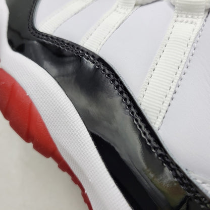 【中古品】【メンズ】 NIKE ナイキ AIR JORDAN 11 RETRO LOW AV2187-160 エアジョーダン 11 レトロ ロー スニーカー シューズ 靴 160-250615-as-05-izu サイズ：27cm カラー：WHITE/UNIVERSITY RED-BLACK 万代Net店