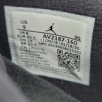 【中古品】【メンズ】 NIKE ナイキ AIR JORDAN 11 RETRO LOW AV2187-160 エアジョーダン 11 レトロ ロー スニーカー シューズ 靴 160-250615-as-05-izu サイズ：27cm カラー：WHITE/UNIVERSITY RED-BLACK 万代Net店