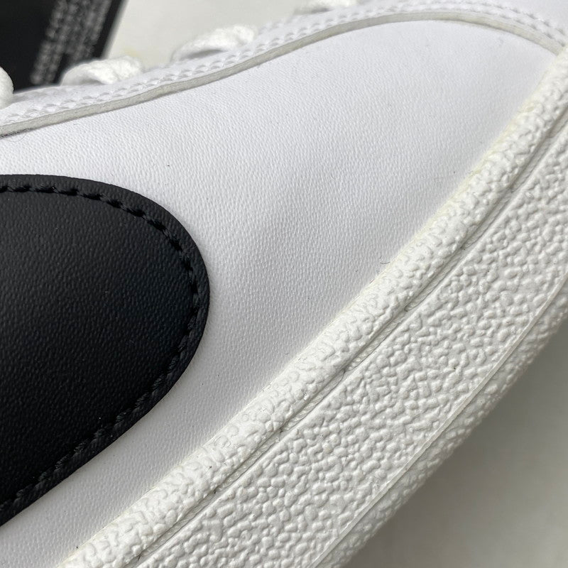 【中古美品】【メンズ/レディース】 NIKE ナイキ COURT ROYALE SL 844802-100 コート ロイヤル SL スニーカー シューズ 靴 160-250618-as-17-izu サイズ：25.5cm カラー：WHITE/BLACK 万代Net店