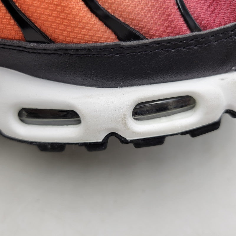 【中古品】【メンズ】 NIKE ナイキ W AIR MAX PLUS DZ3670-001 ウィメンズ エア マックス プラス スニーカー シューズ 靴 160-250619-as-04-izu サイズ：28cm カラー：BLACK/WHITE-VIOTECH-TEAM RED 万代Net店