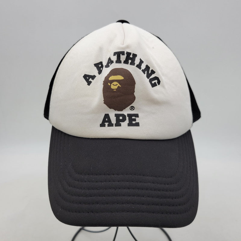 【中古品】【メンズ/レディース】 A BATHING APE アベイシングエイプ MESH CAP 001CPI251001M メッシュキャップ 帽子 185-250618-as-32-izu サイズ：F カラー：ブラック×ホワイト 万代Net店