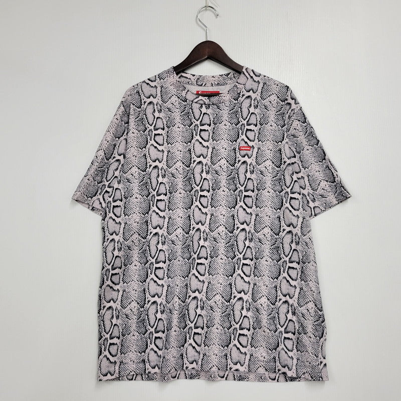 【中古品】【メンズ】 Supreme シュプリーム SNAKE PATTERN SMALL BOX LOGO SS TEE スモール ボックス ロゴ ショートスリーブ Tシャツ 半袖 トップス 149-250713-as-20-izu サイズ：M カラー：マルチカラー 万代Net店
