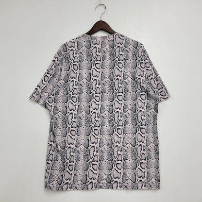 【中古品】【メンズ】 Supreme シュプリーム SNAKE PATTERN SMALL BOX LOGO SS TEE スモール ボックス ロゴ ショートスリーブ Tシャツ 半袖 トップス 149-250713-as-20-izu サイズ：M カラー：マルチカラー 万代Net店