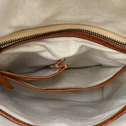 【中古品】【メンズ/レディース】 genten ゲンテン DAN GENTEN LEATHER SHOULDER BAG ダンゲンテン カバン レザー ショルダー バック 188-250704-rk-03-izu カラー：ブラウン 万代Net店