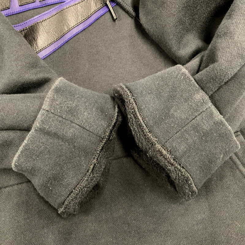 【中古品】【メンズ】 Supreme シュプリーム × NIKE ナイキ LEATHER APPLIQUE HOODED SWEATSHIRT CK6225-010 レザー アップリケ フーデッド スウェットシャツ パーカー 長袖 トップス 149-250710-as-20-izu サイズ：L カラー：ブラック 万代Net店