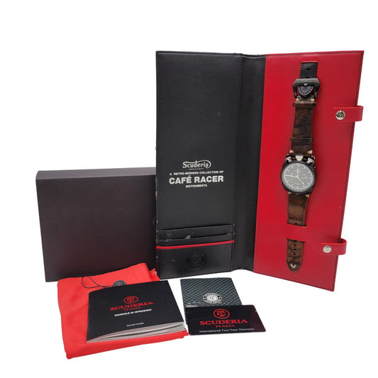 【中古品】【メンズ】 CT SCUDERIA シーティースクーデリア CS10157 電池式 CHECK FLAG QUARTZ WATCH チェックフラッグ クォーツウォッチ 腕時計 アナログ 197-250824-ma-16-izu カラー：ブラック×ブラウン 万代Net店