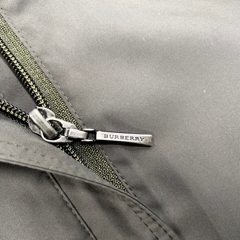 【中古品】【レディース】 BURBERRY LONDON バーバリーロンドン FYA30-087 ZIP VEST ジップベスト トップス 169-250630-ma-22-izu サイズ：40 カラー：KHAKI 万代Net店