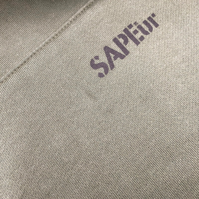 【中古品】【メンズ】 SAPEUR サプール REFLECTIVE LOGO HEAVY HOODED SWEATSHIRT リフレクティブロゴ ヘビーフーデッドスウェットシャツ トップス パーカー 長袖 142-250630-ma-03-izu サイズ：XL カラー：KHAKI 万代Net店