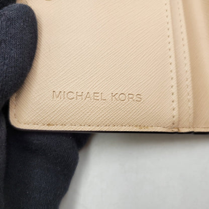 【中古美品】【レディース】 Michael Kors マイケルコース JET SET TRAVEL MD ZA SNAP WALLET LEATHER 35T0GTVD6L ジェットセットトラベル スナップ ウォレット レザー 財布 200-250705-as-05-izu カラー：ベージュ 万代Net店