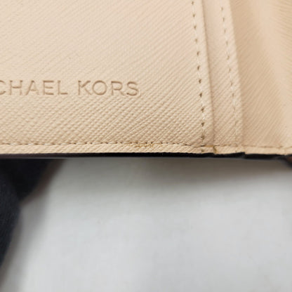 【中古美品】【レディース】 Michael Kors マイケルコース JET SET TRAVEL MD ZA SNAP WALLET LEATHER 35T0GTVD6L ジェットセットトラベル スナップ ウォレット レザー 財布 200-250705-as-05-izu カラー：ベージュ 万代Net店