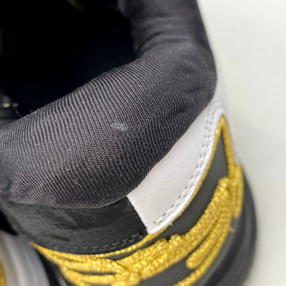 【中古美品】【メンズ】 NIKE ナイキ HV8453-100 LEBRON レブロン 22 スニーカー 靴 ハイカット 160-250704-rk-16-izu サイズ：28.5cm カラー：ホワイト×ブラック×ゴールド 万代Net店