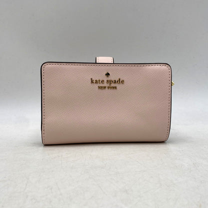 【中古美品】【レディース】 KG616 MADISON マディソン インテリアストロベリーガーデンプリント ミディアムコンパクトバイフォールドウォレット 財布 サイフ 200-250718-ma-15-izu カラー：PINK 万代Net店