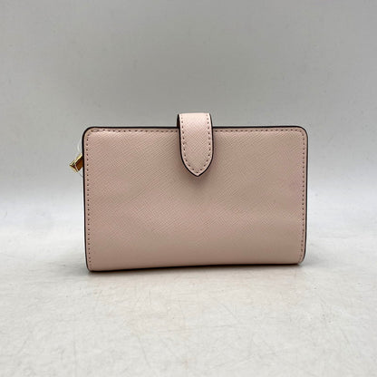 【中古美品】【レディース】 KG616 MADISON マディソン インテリアストロベリーガーデンプリント ミディアムコンパクトバイフォールドウォレット 財布 サイフ 200-250718-ma-15-izu カラー：PINK 万代Net店