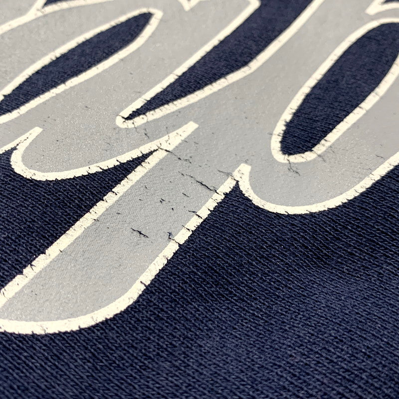 【現状渡し品】【メンズ】 FRONT PRINT SWEATSHIRT フロント プリント スウェットシャツ トレーナー 長袖 トップス 142-250719-as-20-izu サイズ：M カラー：ネイビー 万代Net店