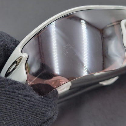 【中古品】【メンズ/レディース】 OAKLEY オークリー RADER SPORT SUNGLASSES 09-673J スポーツ サングラス 203-250724-as-08-izu カラー：シルバー×ブラック×レッド系 万代Net店