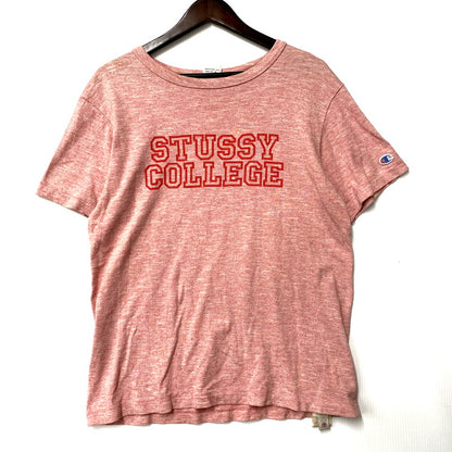 【中古品】【メンズ】 OLD STUSSY×CHAMPION オールドステューシー×チャンピオン C8-X305 両シングル ランタグ STUSSY COLLEGE SS TEE ステューシーカレッジショートスリーブT トップス 半袖 142-250730-ma-01-izu サイズ：M カラー：赤系 万代Net店