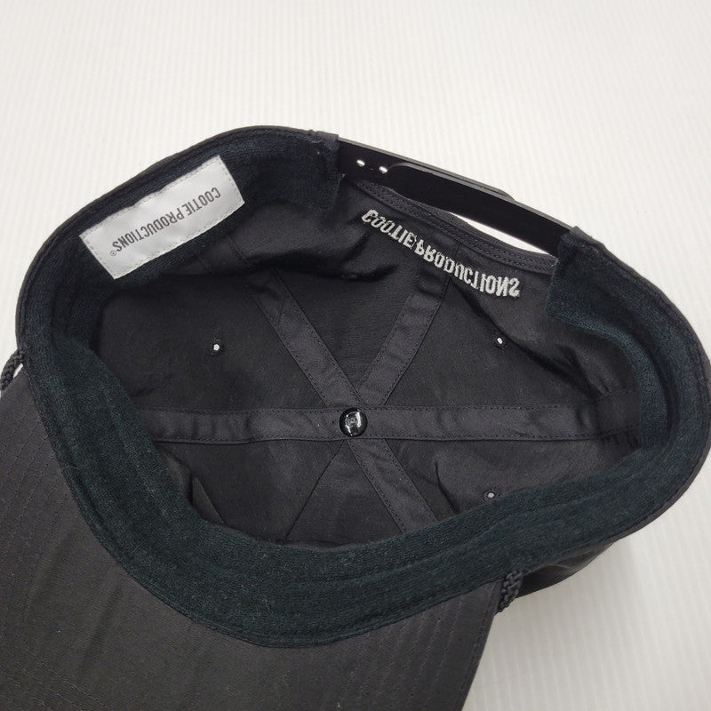 【中古品】【メンズ/レディース】 COOTIE PRODUCTIONS クーティープロダクションズ × JAKOB MORLEY ヤコブ モーリー SOUVENIR 5 PANEL CAP スーベニア 5パネル キャップ 帽子 185-250801-as-13-izu サイズ：FREE カラー：ブラック 万代Net店
