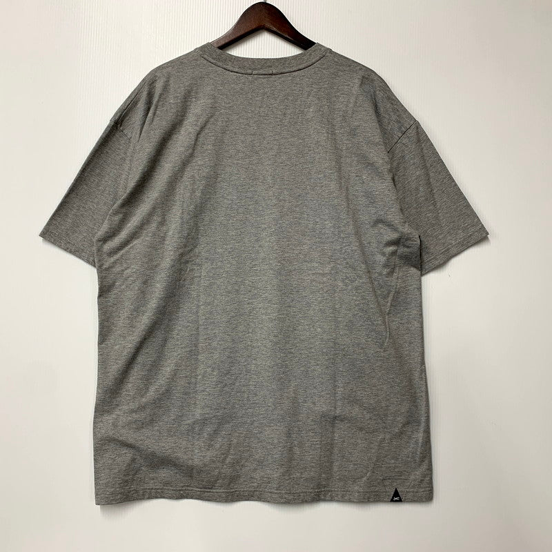 【中古品】【メンズ】 DENHAM デンハム FOLDED DENHAM TEE 27211-3-51002 フォールデッド デンハム Tシャツ 半袖 プリント トップス 141-250804-ay-13-izu サイズ：XL カラー：グレー 万代Net店