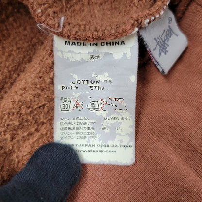 【中古品】【メンズ】 OLD STUSSY オールドステューシー 中国製 00S ENGLISH LETTERS HEAVY WEIGHT HOODIE 00年代 イングリッシュレターズ ヘビーウェイトフーディー トップス パーカー 長袖 142-250803-ma-17-izu サイズ：XL カラー：BROWN 万代Net店
