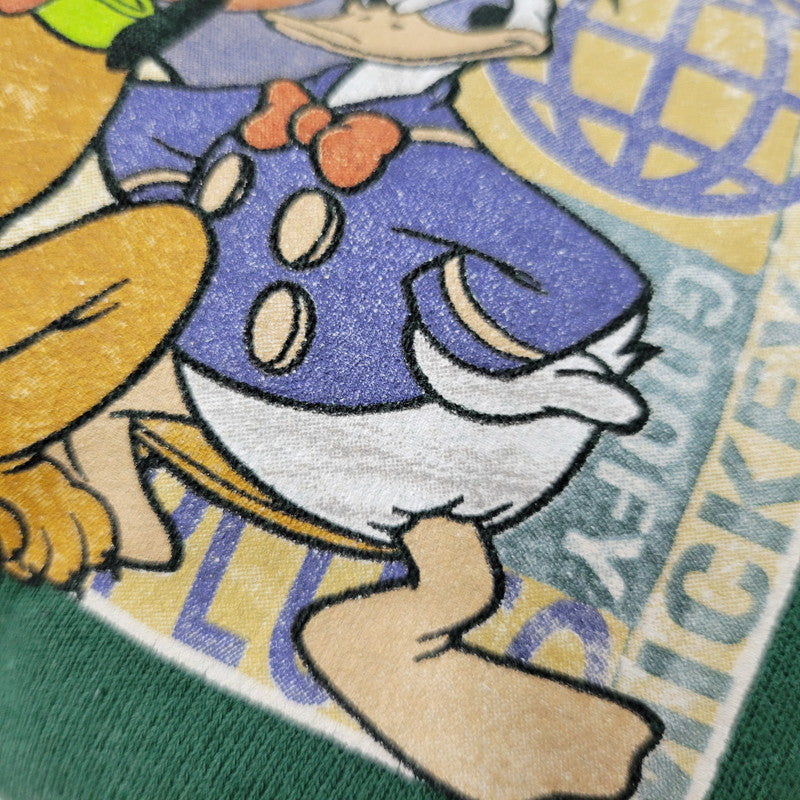 【現状渡し品】【メンズ】 THE DISNEY STORE ディズニーストア MICKEY AND FRIENDS SWEATSHIRT スウェットシャツ USA製 トレーナー 長袖 トップス 146-250806-as-30-izu サイズ：XL カラー：グリーン 万代Net店