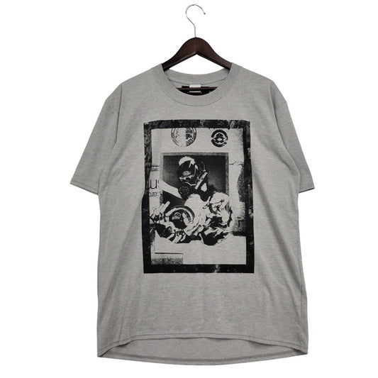 【中古品】【メンズ】 DIET BUTCHER SLIM SKIN ダイエットブッチャースリムスキン ×KOSUKE KAWAMURA×BRING LIMITED EDITION SS TEE 限定版 Tシャツ トップス 半袖 141-250805-rk-10-izu サイズ：2 カラー：グレー 万代Net店