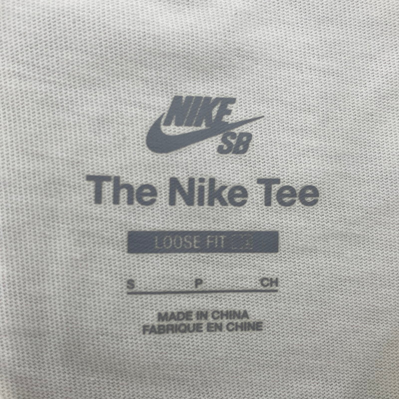 【中古品】【メンズ】 NIKE SB ナイキエスビー × YUTO HORIGOME 堀米雄斗 SKATEBOARD TEE FN0670-101 スケートボード Tシャツ 半袖 トップス 148-250807-as-29-izu サイズ：S カラー：ホワイト系 万代Net店