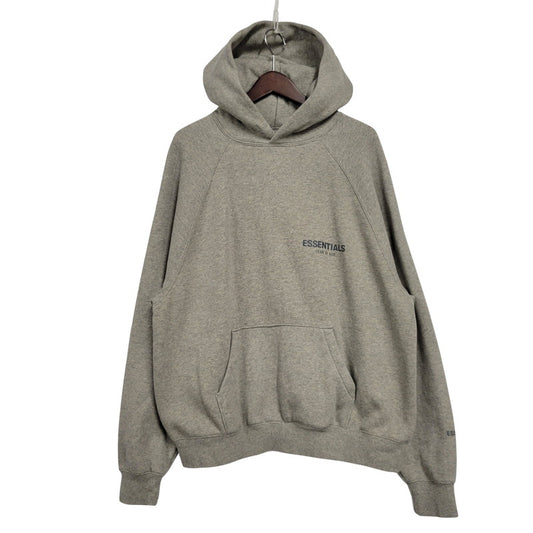 【中古品】【メンズ】 FOG ESSENTIALS フィアオブゴッド エッセンシャルズ FRONT LOGO HOODED SWEATSHIRT フロントロゴフーデッドスウェットシャツ トップス パーカー 長袖 142-250804-ma-04-izu サイズ：S カラー：GRAY 万代Net店