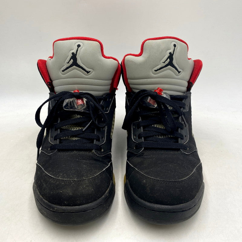 【中古品】【メンズ】 NIKE ナイキ × SUPREME シュプリーム AIR JORDAN 5 RETRO SUPREME 824371-001 エア ジョーダン 5 レトロ スニーカー シューズ 靴 160-250805-ay-02-izu サイズ：28cm カラー：BLACK/WHITE-VARSITY RED 万代Net店