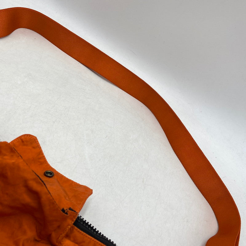 【中古品】【メンズ/レディース】 C.P.Company シーピーカンパニー NYLON B SHOULDER BAG 14CMAC086A ナイロン B ショルダーバッグ カバン 鞄 188-250806-as-17-izu カラー：オレンジ 万代Net店