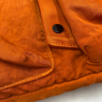 【中古品】【メンズ/レディース】 C.P.Company シーピーカンパニー NYLON B SHOULDER BAG 14CMAC086A ナイロン B ショルダーバッグ カバン 鞄 188-250806-as-17-izu カラー：オレンジ 万代Net店