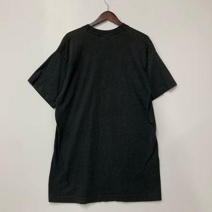 【中古品】【メンズ】 WILLIAM WEGMAN ウィリアム ウェグマン FRUIT OF THE LOOM フルーツ オブ ザ ルーム 両シングル IN THE BOX イン ザ ボックス ART TEE アート Tシャツ トップス 半袖 146-250806-ya-01-izu サイズ：L カラー：ブラック 万代Net店