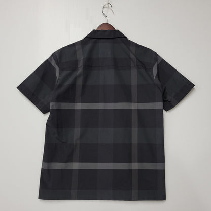 【中古品】【メンズ】 BLACK LABELCRESTBRIDGE ブラックレーベル・クレストブリッジ 51M12-712-09 OPEN COLLAR CHECK SS SHIRT オープン カラーシャツ チェック 半袖 トップス 141-250809-rk-06-izu サイズ：M カラー：ブラック×グレー 万代Net店