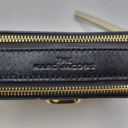 【中古品】【レディース】 MARC JACOBS マークジェイコブス THE SNAPSHOT SHOULDER BAG M0012007 スナップショット ショルダーバッグ カバン 鞄 188-250807-as-14-izu カラー：クリーム系×ブラック 万代Net店